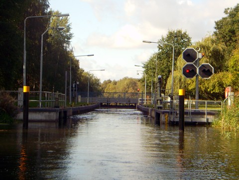 Schleuse Neuburg
