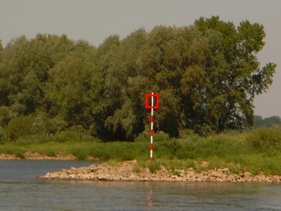 rote Lagebake - rechtes Ufer