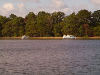 ankernde Boote am großen Pälitzsee