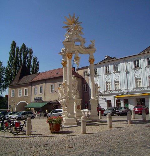 Stein - Rathausplatz