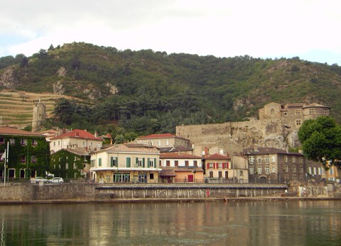 Tournon Tournon
