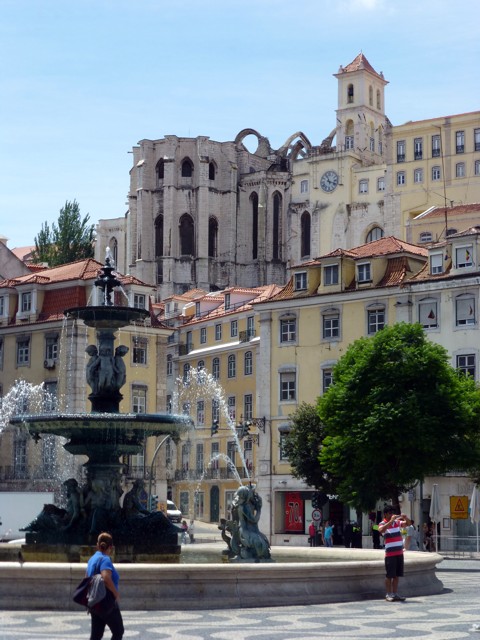 Lissabon - Igreja do Carmo