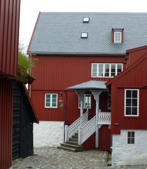 Tórshavn (Färöer) - alter Stadtteil Tinganes - Logmansskrivstovan