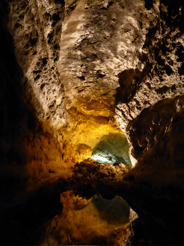 Cueva de los Verdes Cueva de los Verdes