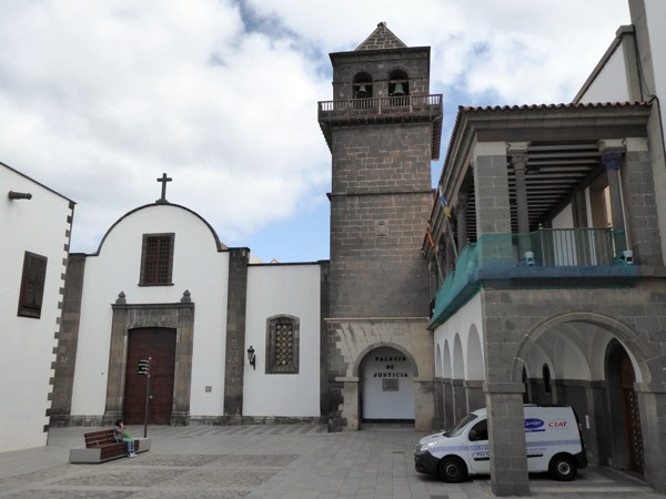 Las Palmas - Plaza Iglesia San Agustin