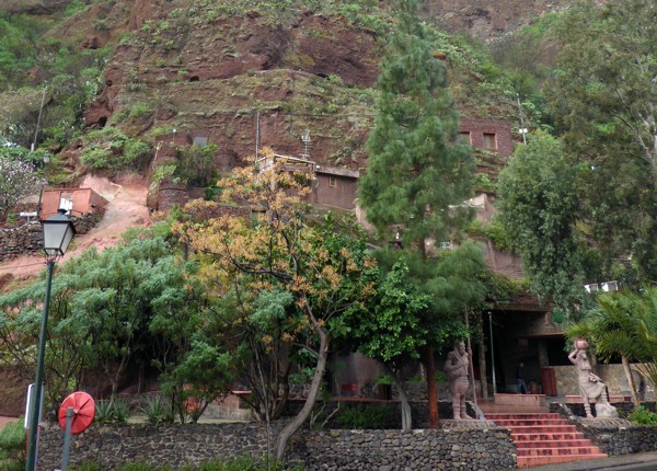 Cueva Bermejo