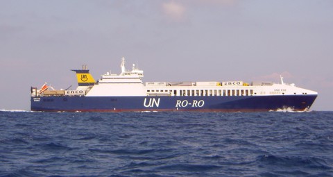 Fährschiff UND EGE Fährschiff UND EGE