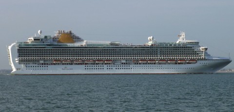Kreuzfahrtschiff Azura