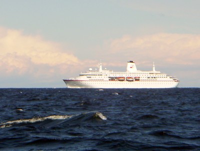 Kreuzfahrtschiff MS Deutschland