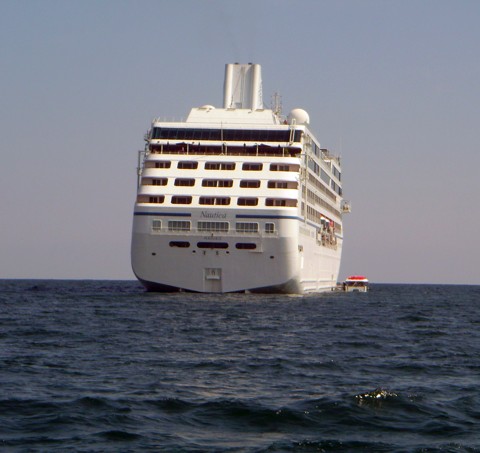 Kreuzfahrtschiff Nautica Kreuzfahrtschiff Nautica