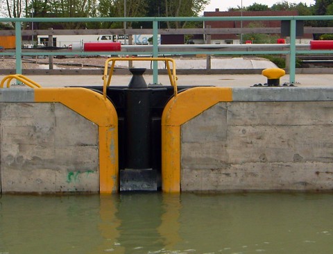 Schwimmpoller Schwimmpoller