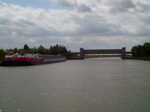 Elbe-Seiten-Kanal