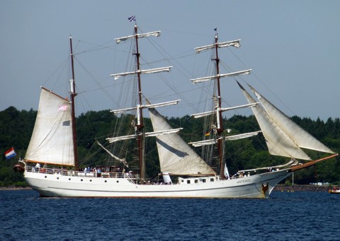 Artemis - Segeln Artemis - Segeln