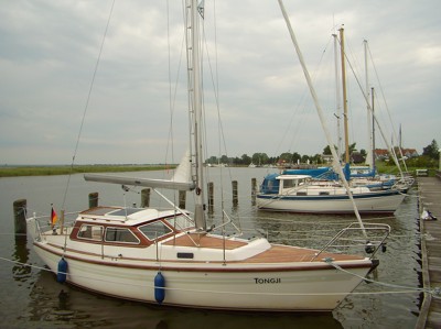 Deckssalonyacht TONGJI - Sirius 32 DS