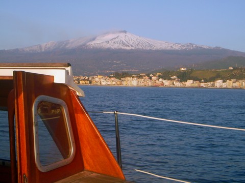 Tongji / Segeln am Ätna, Italien